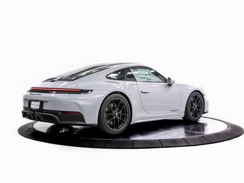 New 2026 Porsche 911 Carrera 4 GTS image 7