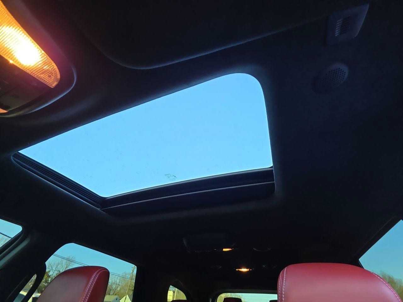 Used 2024 Dodge Durango SRT Hellcat AWD/4WD image 27