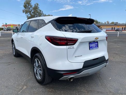 Used 2025 Chevrolet Blazer LT FWD image 17