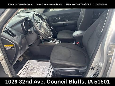 Used 2012 Kia Soul + FWD image 12