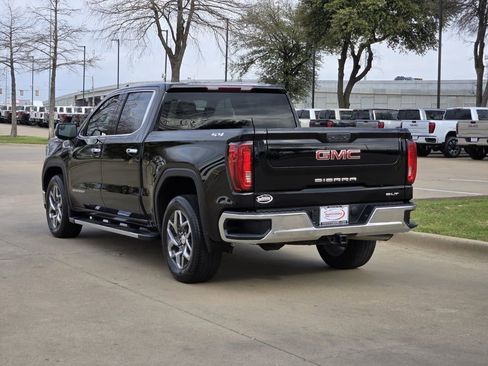 Used 2023 GMC Sierra 1500 SLT w/ SLT Premium Package image 6
