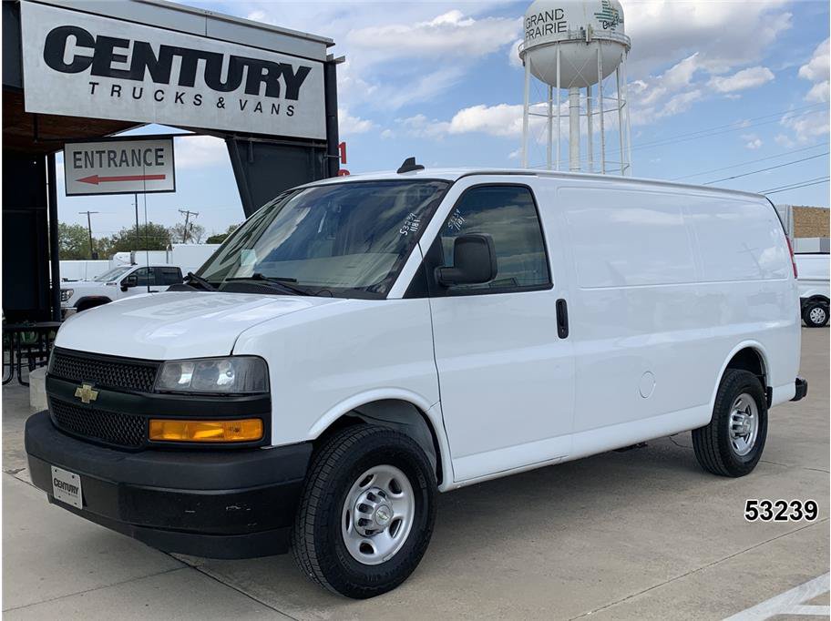 Used 2021 Chevrolet Express 3500 w/ Driver Convenience Package RWD image 1