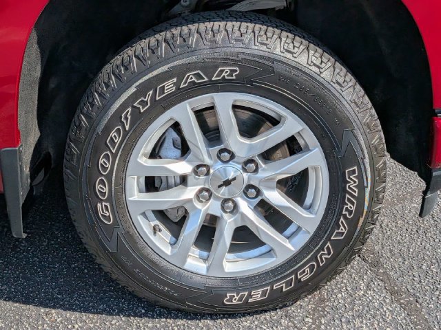 Used 2022 Chevrolet Silverado 1500 RST w/ Safety Package AWD/4WD image 12