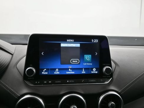 Used 2024 Nissan Sentra SV FWD image 21