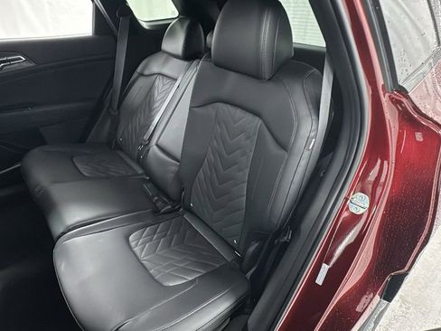 Used 2025 Kia Sportage X-Line image 12