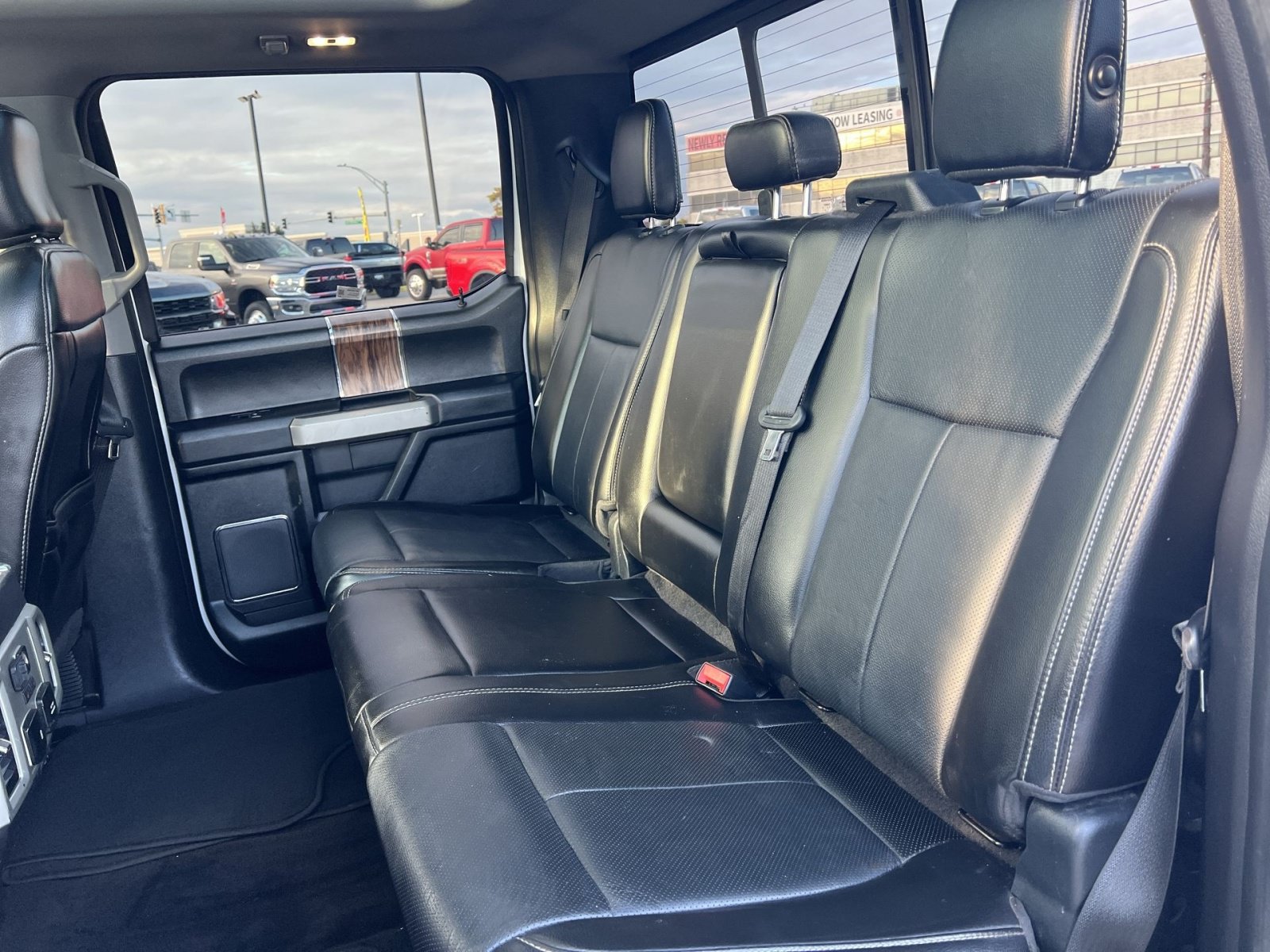 Used 2018 Ford F150 Lariat w/ Equipment Group 502A Luxury AWD/4WD image 23