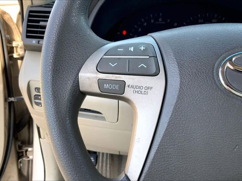 Used 2007 Toyota Camry LE image 23