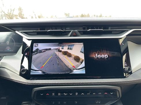 New 2026 Jeep Cherokee Limited image 26