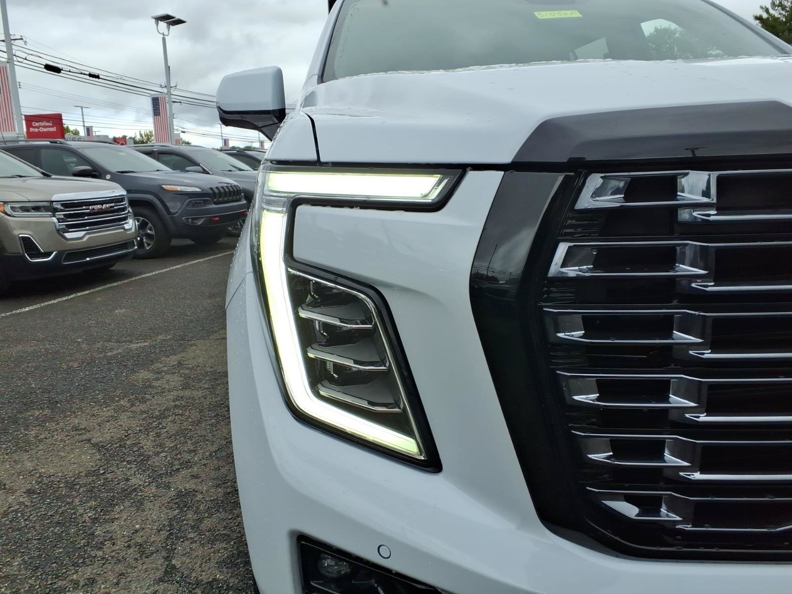 Used 2026 GMC Yukon Denali Ultimate AWD/4WD image 10
