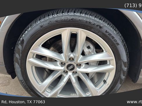 Used 2017 Audi Q7 3.0T Prestige w/ Prestige Package image 14