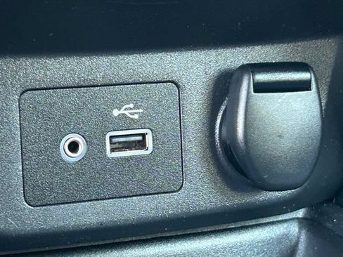 Used 2020 Nissan Rogue SV AWD/4WD image 15
