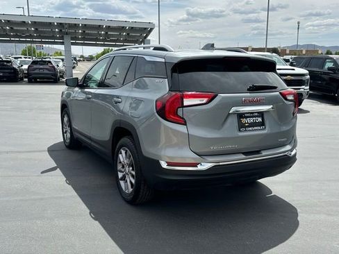 Certified 2024 GMC Terrain SLT image 22