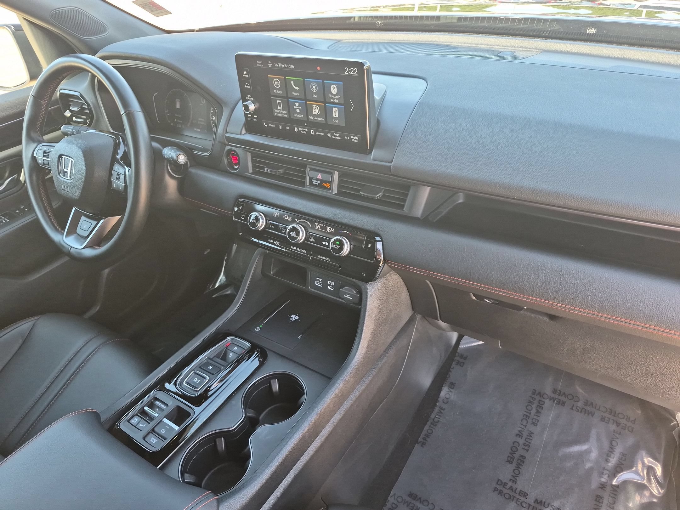 Used 2025 Honda Pilot TrailSport image 30