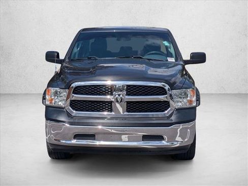 Used 2020 RAM 1500 Classic SLT RWD image 2
