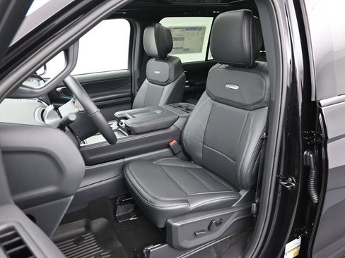 New 2026 Ford Expedition Platinum w/ Stealth Appearance Package image 10