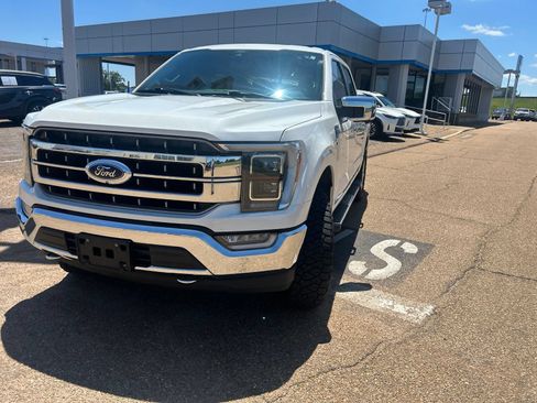 Used 2021 Ford F150 Lariat w/ Equipment Group 502A High AWD/4WD image 5