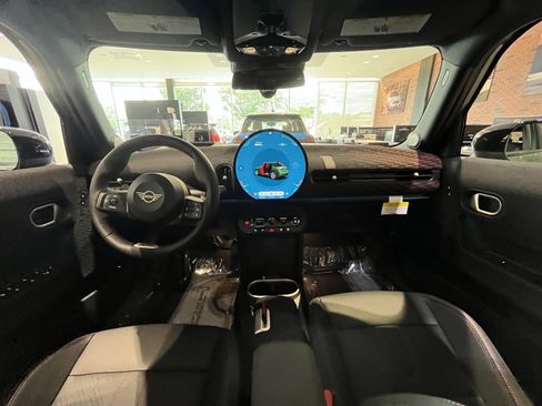 Used 2025 MINI Cooper S image 18