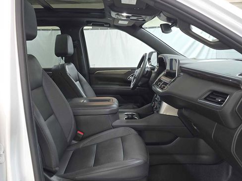 Used 2023 Chevrolet Tahoe Z71 w/ Z71 Off-Road Package image 10