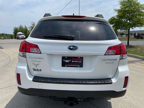 Used 2014 Subaru Outback 2.5i Premium AWD/4WD image 18