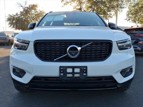 Used 2020 Volvo XC40 T5 R-Design w/ Protection Package image 8