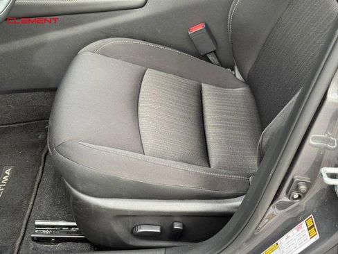 Used 2023 Nissan Altima 2.5 SV AWD/4WD image 23