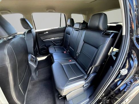Used 2023 Volkswagen Atlas SE FWD image 23