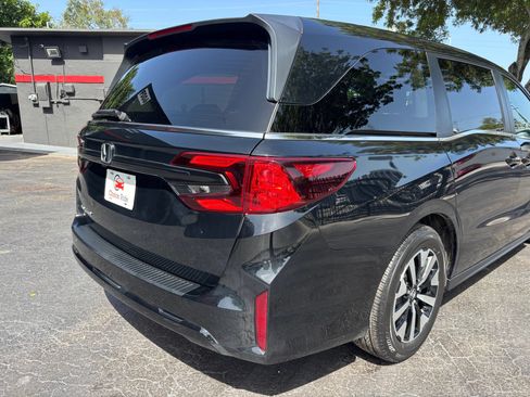 Used 2025 Honda Odyssey EX-L image 33