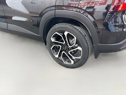 Used 2025 Chevrolet Trax RS w/ Sunroof Package image 31