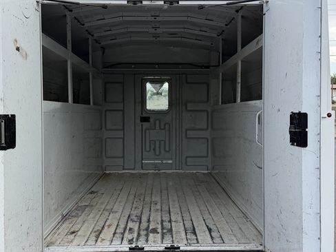 Used 2022 Ford Transit 350 w/ Interior Upgrade Package RWD image 18