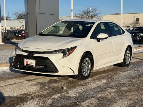Used 2023 Toyota Corolla LE w/ Carpet Mat Package (TMS) image 7