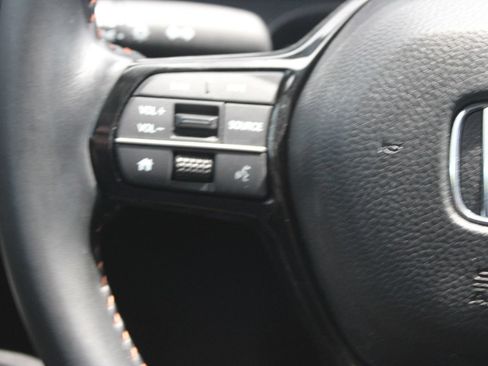 Used 2025 Honda HR-V Sport image 13