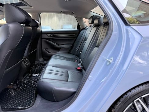 Used 2022 Honda Accord Touring image 21