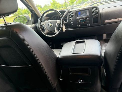 Used 2007 Chevrolet Silverado 1500 LT w/ Towing Package AWD/4WD image 26
