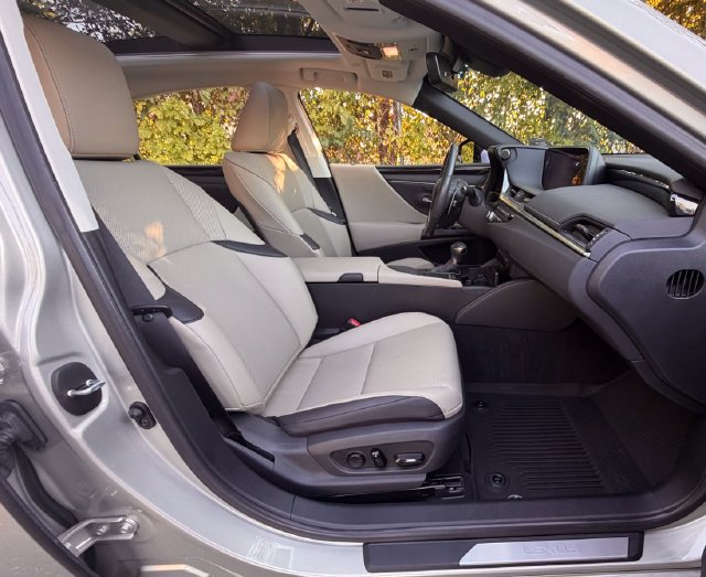 Certified 2021 Lexus ES 350 w/ Premium Package FWD image 25