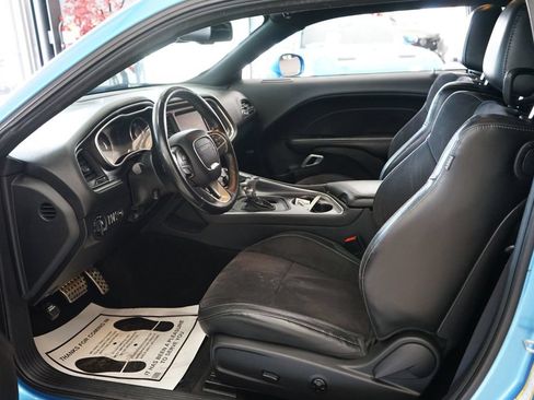 Used 2015 Dodge Challenger R/T Plus RWD image 26