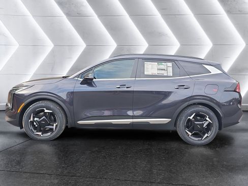 New 2026 Kia Sportage EX FWD image 2
