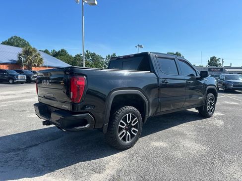 Used 2019 GMC Sierra 1500 AT4 w/ AT4 Premium Package AWD/4WD image 3