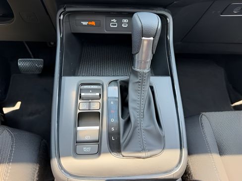 Certified 2024 Honda CR-V EX image 20