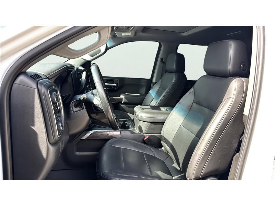Used 2021 Chevrolet Silverado 1500 LTZ w/ LTZ Premium Package AWD/4WD image 17