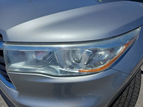 Used 2016 Toyota Highlander Limited Platinum AWD/4WD image 32