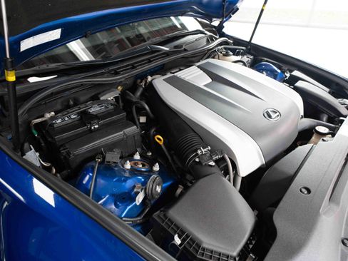 Used 2019 Lexus IS 300 F Sport w/ F Sport Package AWD/4WD image 31
