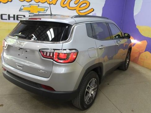 Used 2020 Jeep Compass Latitude AWD/4WD image 8