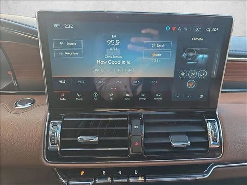 Used 2023 Lincoln Navigator L Reserve image 25