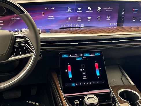 New 2025 Cadillac Escalade ESV Sport Platinum image 16