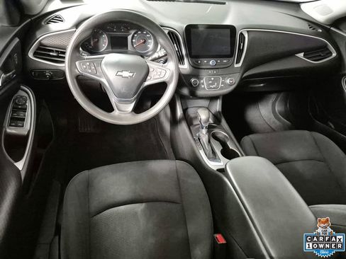 Used 2022 Chevrolet Malibu LS w/ LPO, Convenience Package 1 FWD image 10
