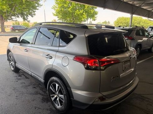 Used 2018 Toyota RAV4 XLE w/ Plus Extra Value Package AWD/4WD image 13
