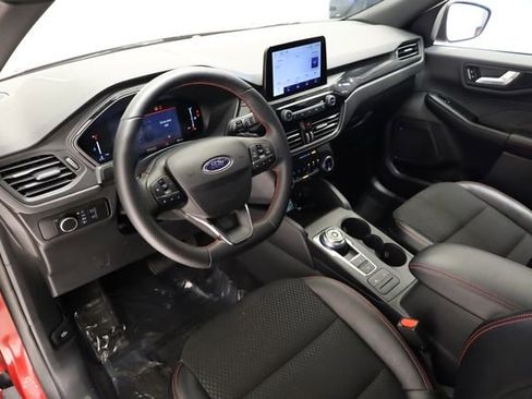 Used 2025 Ford Escape ST-Line AWD/4WD image 13