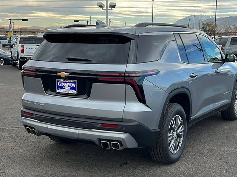 New 2026 Chevrolet Traverse LT w/ Driver Confidence Package image 5