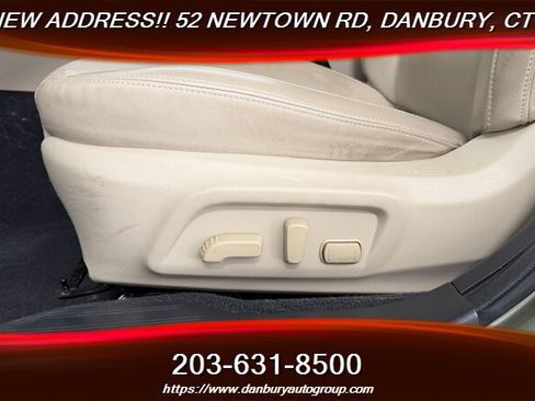 Used 2017 Subaru Outback 3.6R Limited AWD/4WD image 13