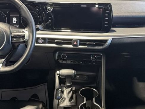Used 2022 Kia K5 GT-Line FWD image 17